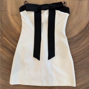 ARITZIA Strapless Bow Dress